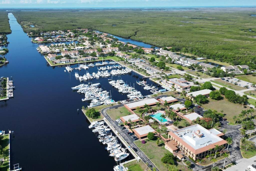 Apartmán Marina Getaway On The Water! North North Naples Exteriér fotografie